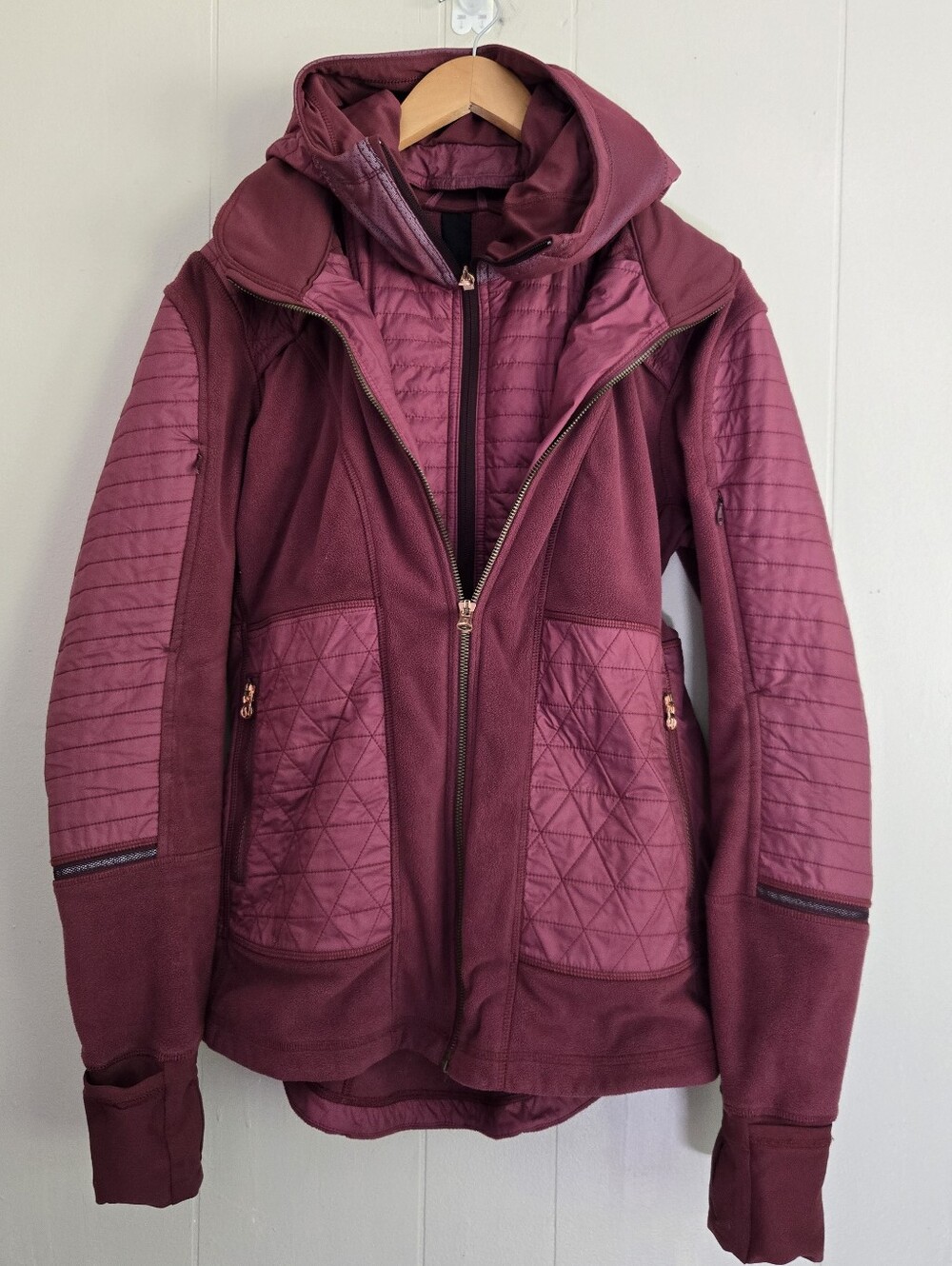 Lululemon Fleecy Keen Jacket Wineberry Burgundy Red Removable Hood Dickie 10